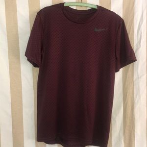Nike dry fit size small good condition